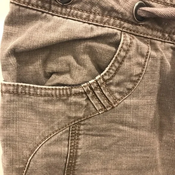 Free People Tie Waist Utility Shorts 4 gray beige - Picture 3 of 11